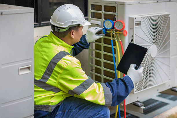 Professional Hvac technician working in Fullerton, PA